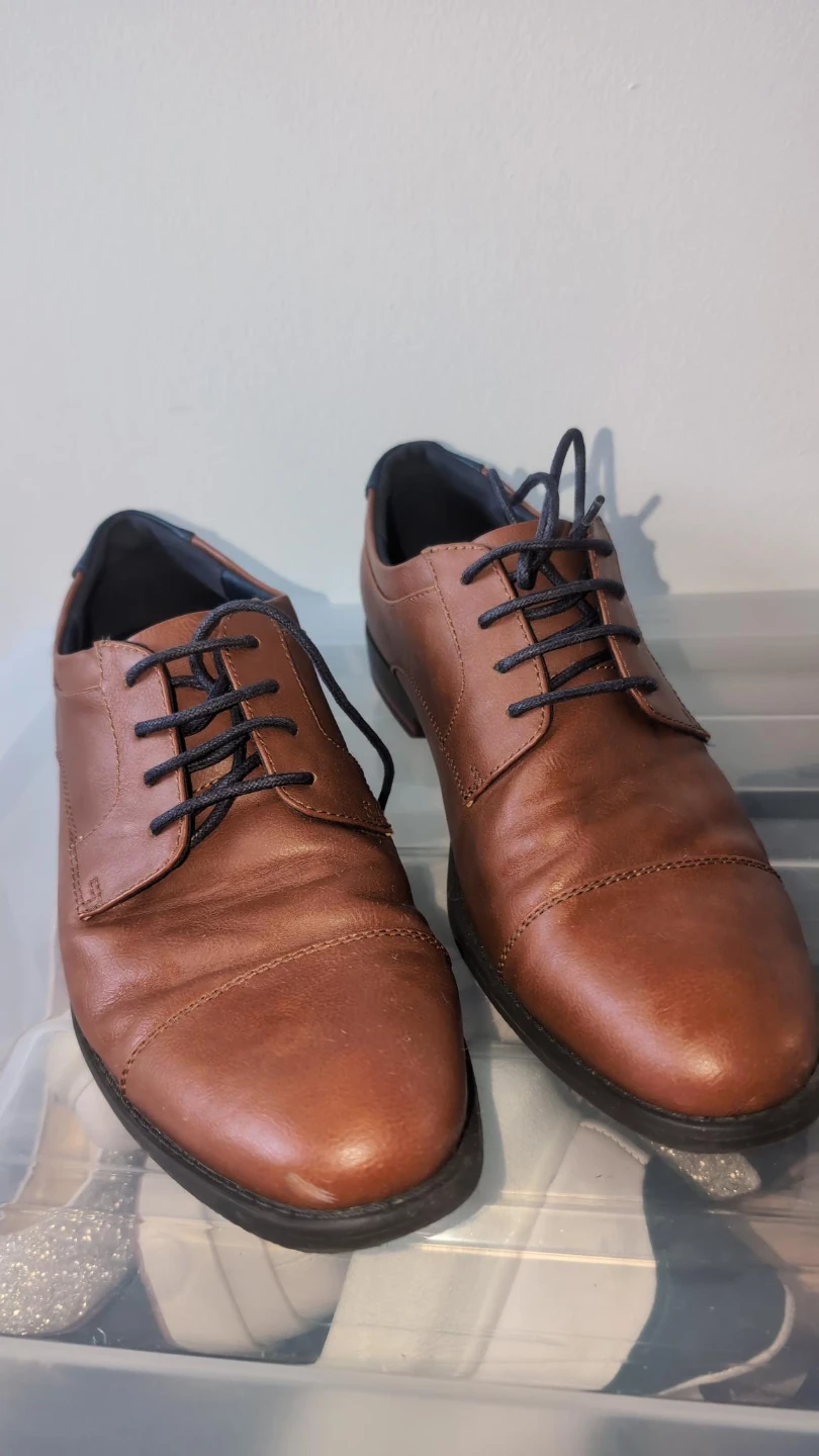 Brown Leather Cap Toe Dress Shoes
