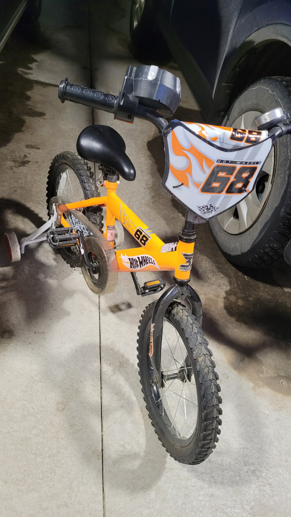 Hot Wheels Kids Bicycle - Orange