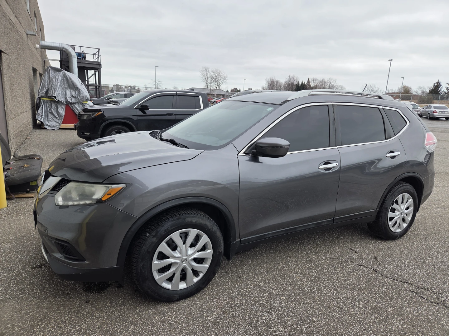 2016 Nissan Rogue 260,000 km