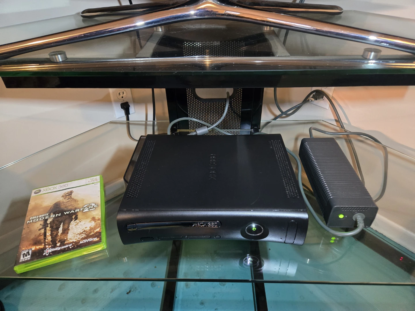 Xbox 360 Elite CLEAN + READY TO PLAY. - photo 2