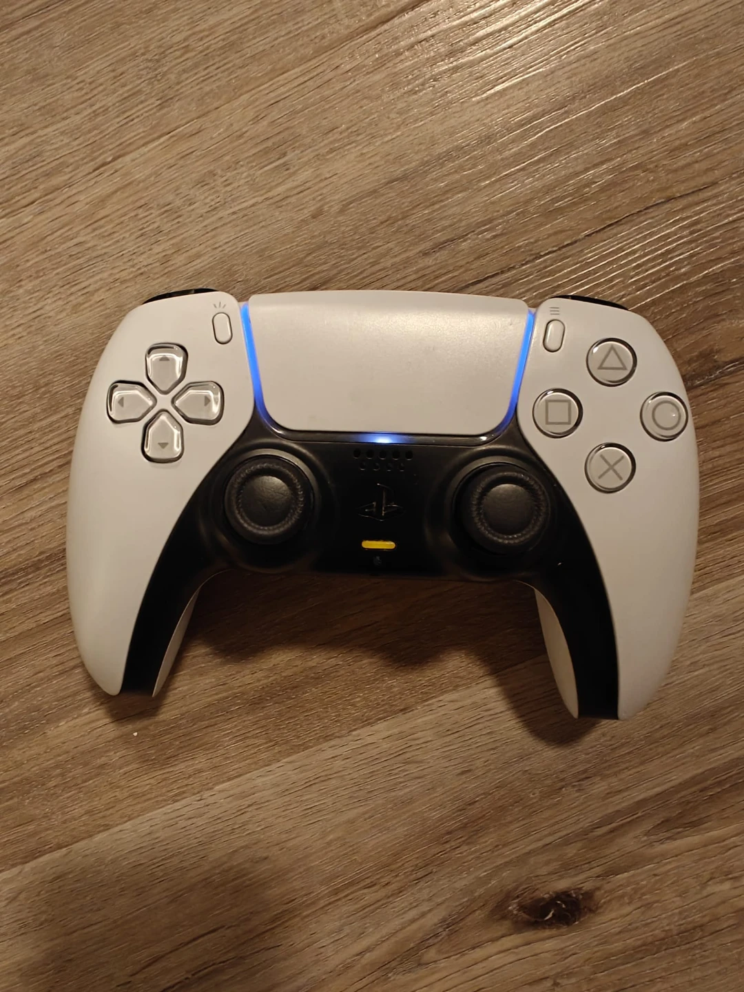 Sony PlayStation 5 DualSense Wireless Controller - photo 2