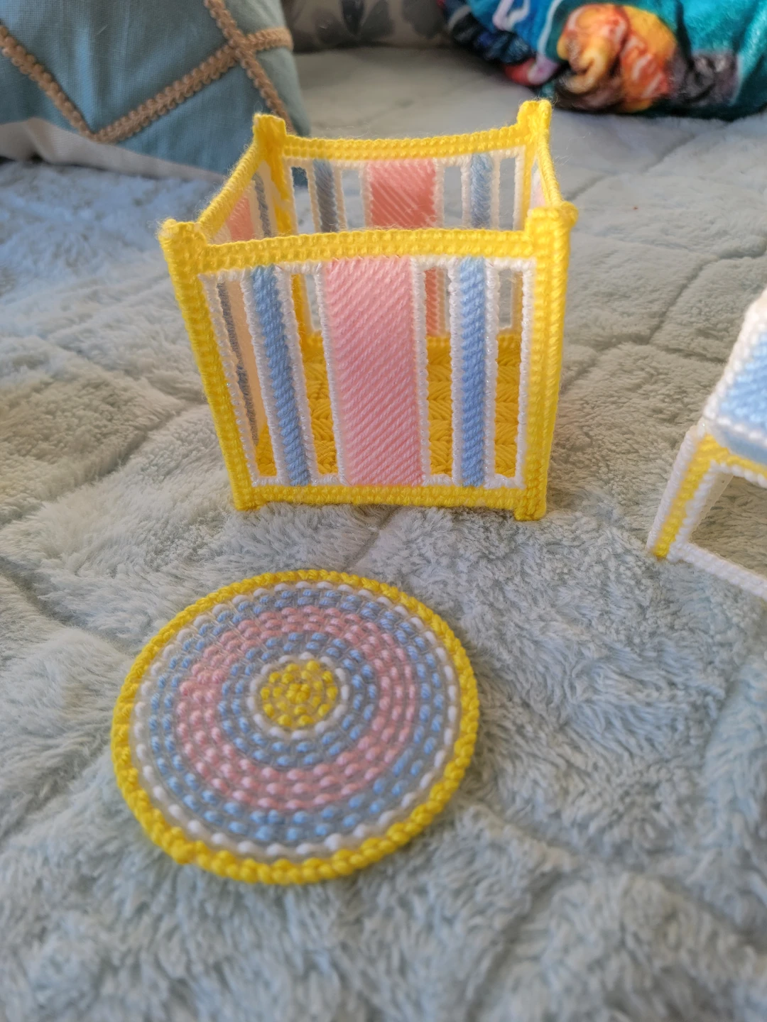 Handmade Plastic Canvas Dollhouse Furniture Set - photo 3