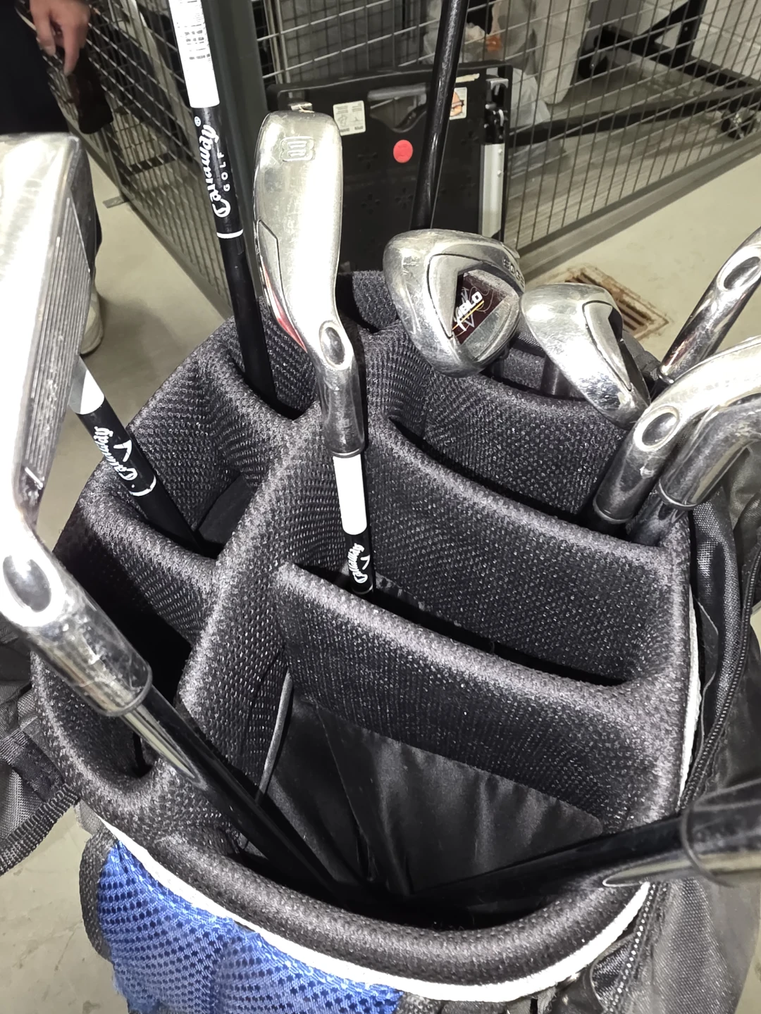Callaway Diablo Edge & Golf Set with Odyssey Putter & Cart Bag - photo 3