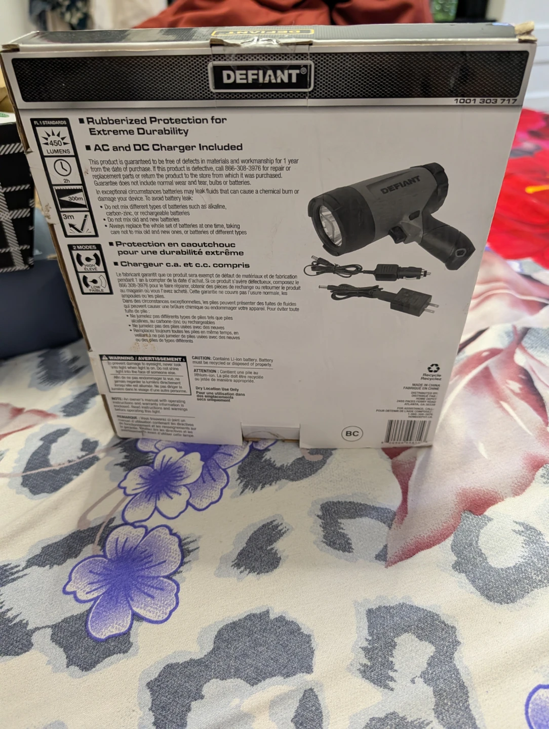 Defiant LED Compact Rechargeable Spotlight - photo 4