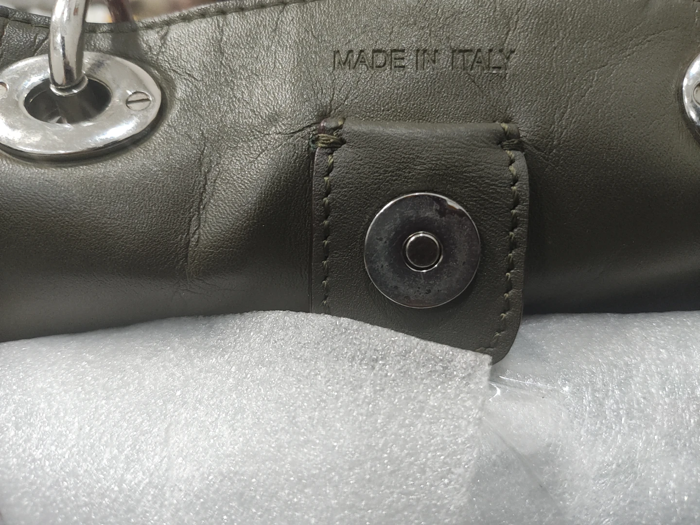 Christian Dior Diorissimo Tote pebbled Leather Bag. - photo 5