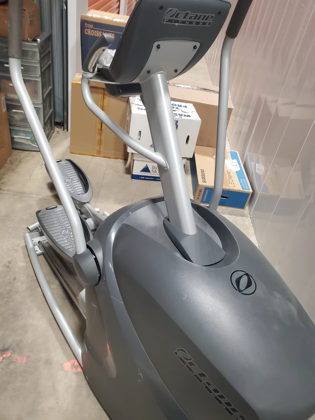 Octane Fitness Elliptical Trainer