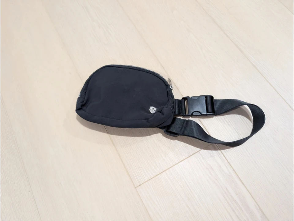 Black Belt Bag