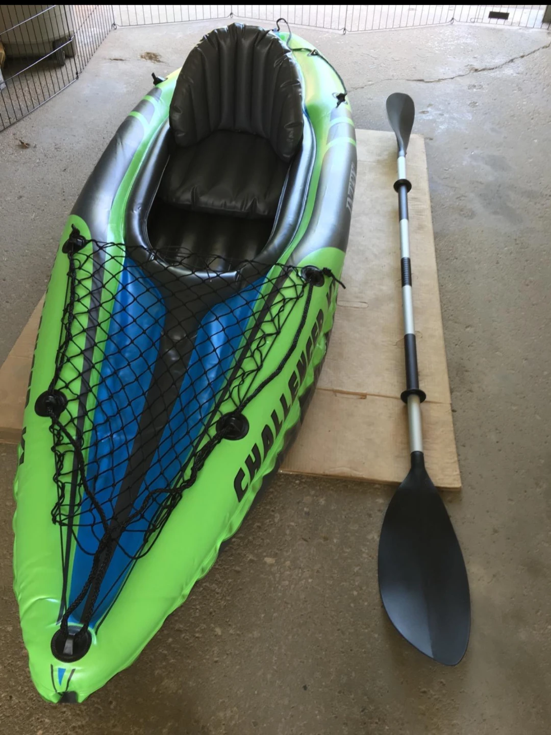 Intex Challenger K1 Kayak with Paddle and Pump - photo 2