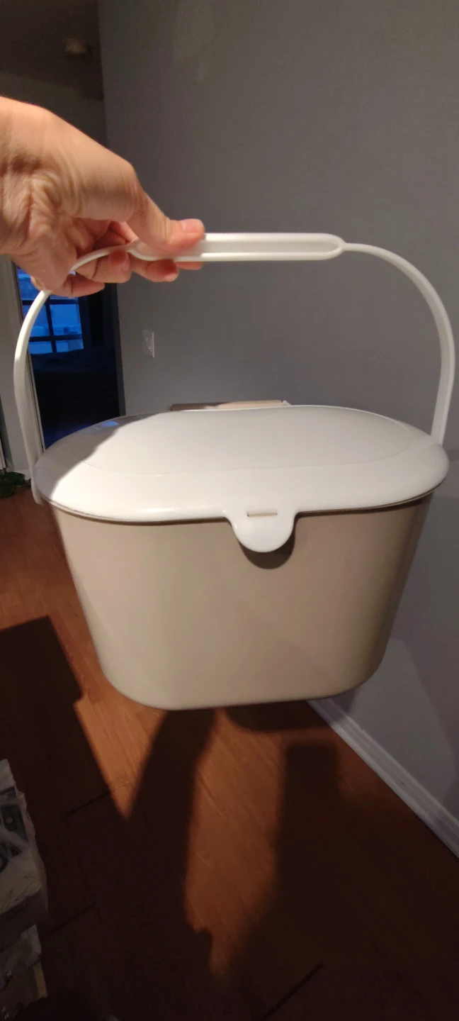 Compost Bin with Lid