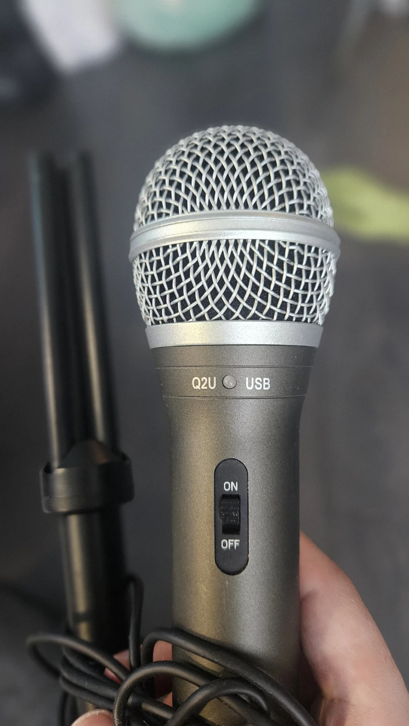 Samson Q2U USB Microphone with Stand