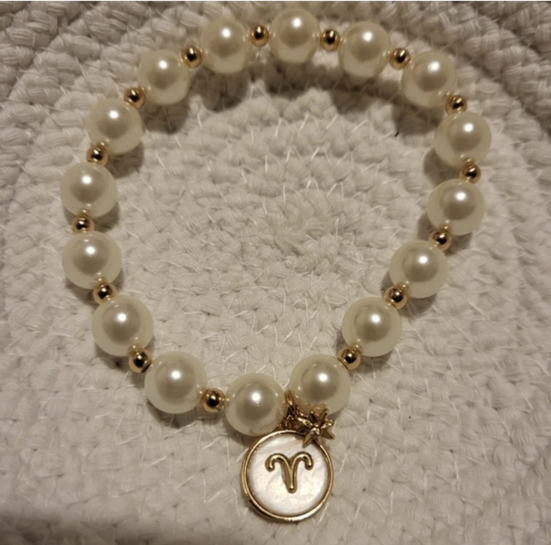 Pretty Pearly Zodiac Pearl Stretch Bracelet- Aries - photo 2