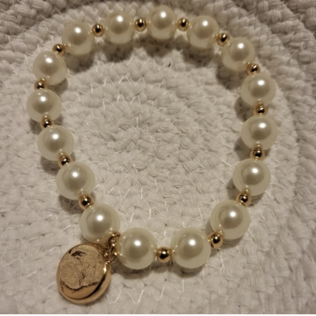Pretty Pearly Zodiac Pearl Stretch Bracelet- Aries - photo 3