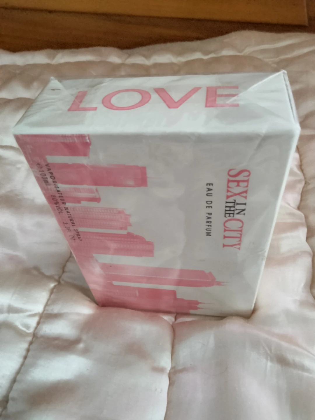 Sex in the City Love Eau de Parfum Spray 3.3 fl oz - photo 3