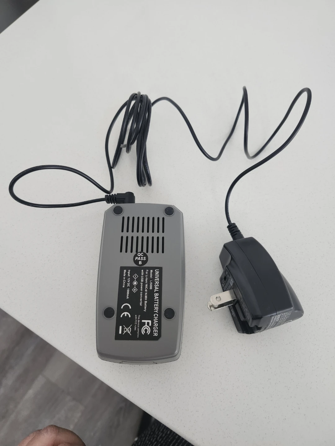 Optex Universal Battery Charger - photo 3