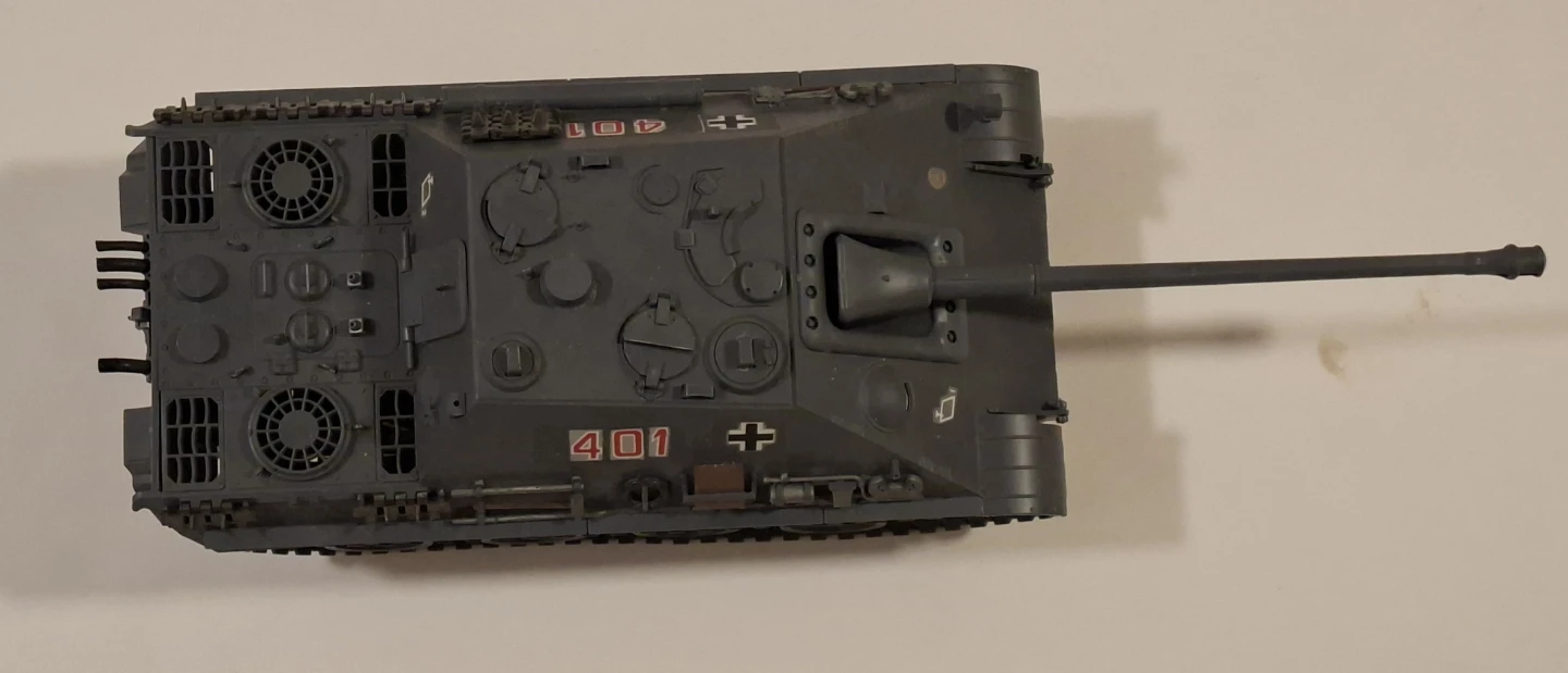 German Jagdpanther tank destroyer model. - photo 3