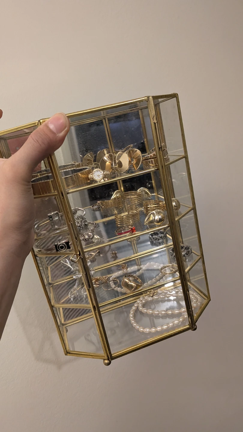Glass and Gold Jewelry Display Box - photo 3