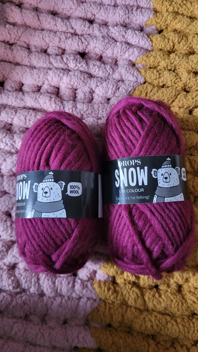 Drops Snow Bordeaux 100% Wool Yarn