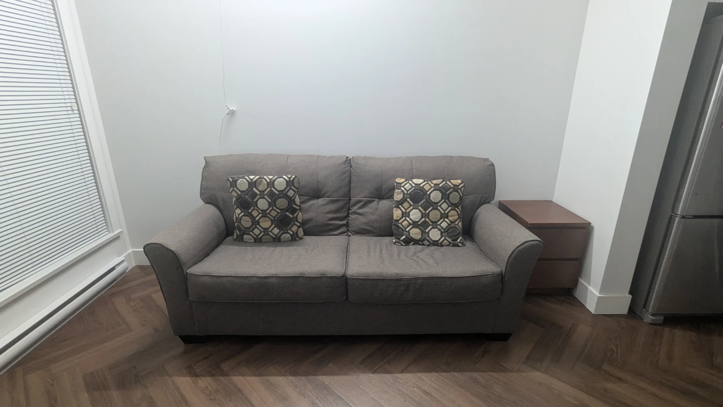 Grey 80" Sofa with Accent Pillows - photo 3