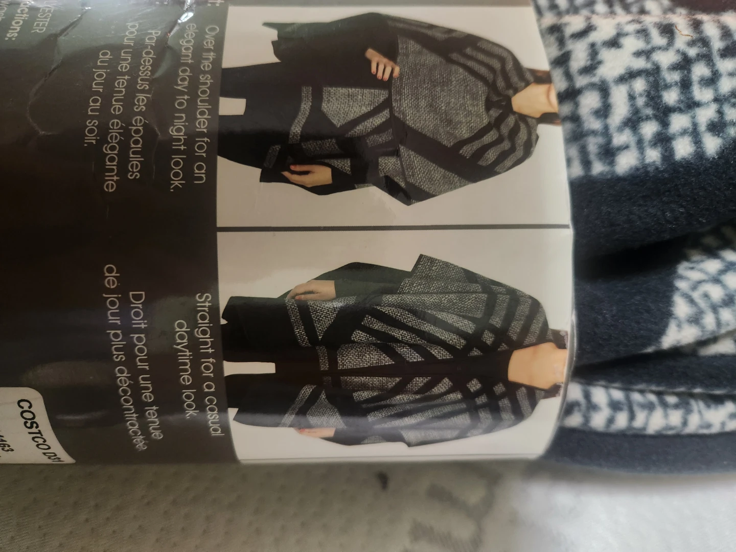 Nicole Miller Reversible Fashion Wrap