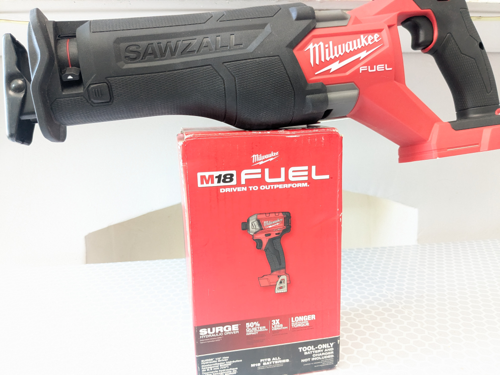 M18 Milwaukee SURGE Hydraulic Impact + FUEL Sawzall