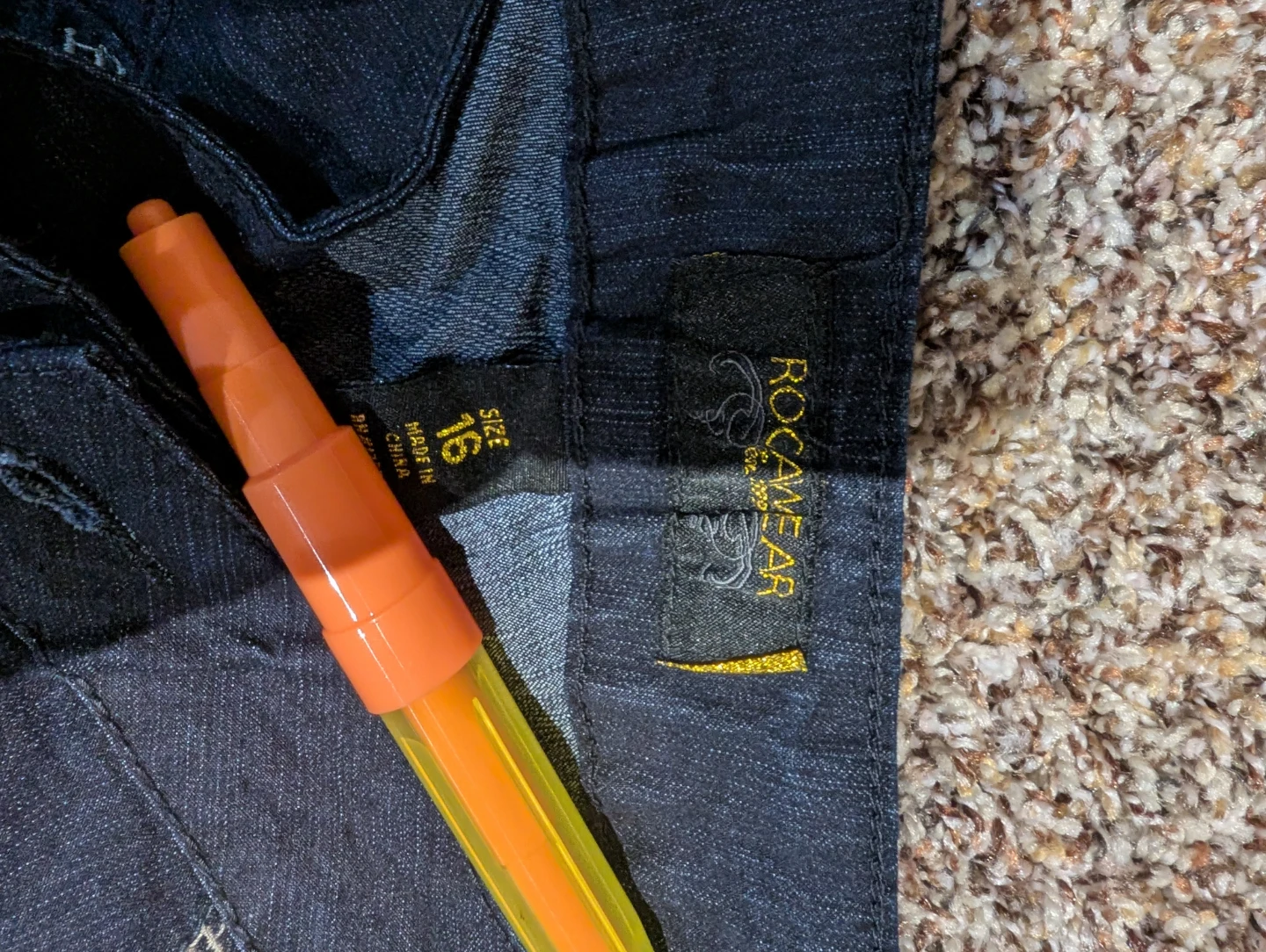 Rocawear Women's Jean Capris Size 16 - photo 3
