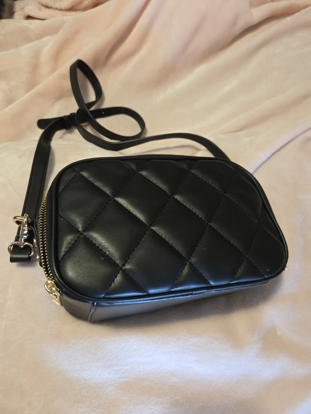 Black Quilted Crossbody Bag - photo 2