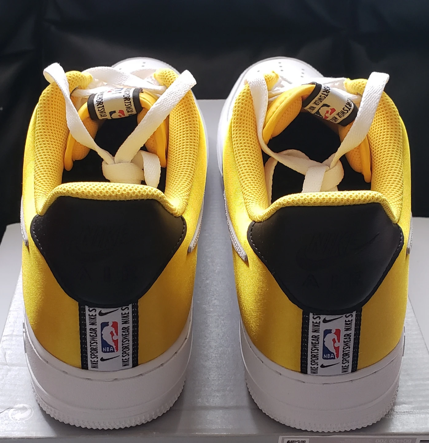 Brand new Nike Air Force NBA White Yellow Size 13 - photo 3