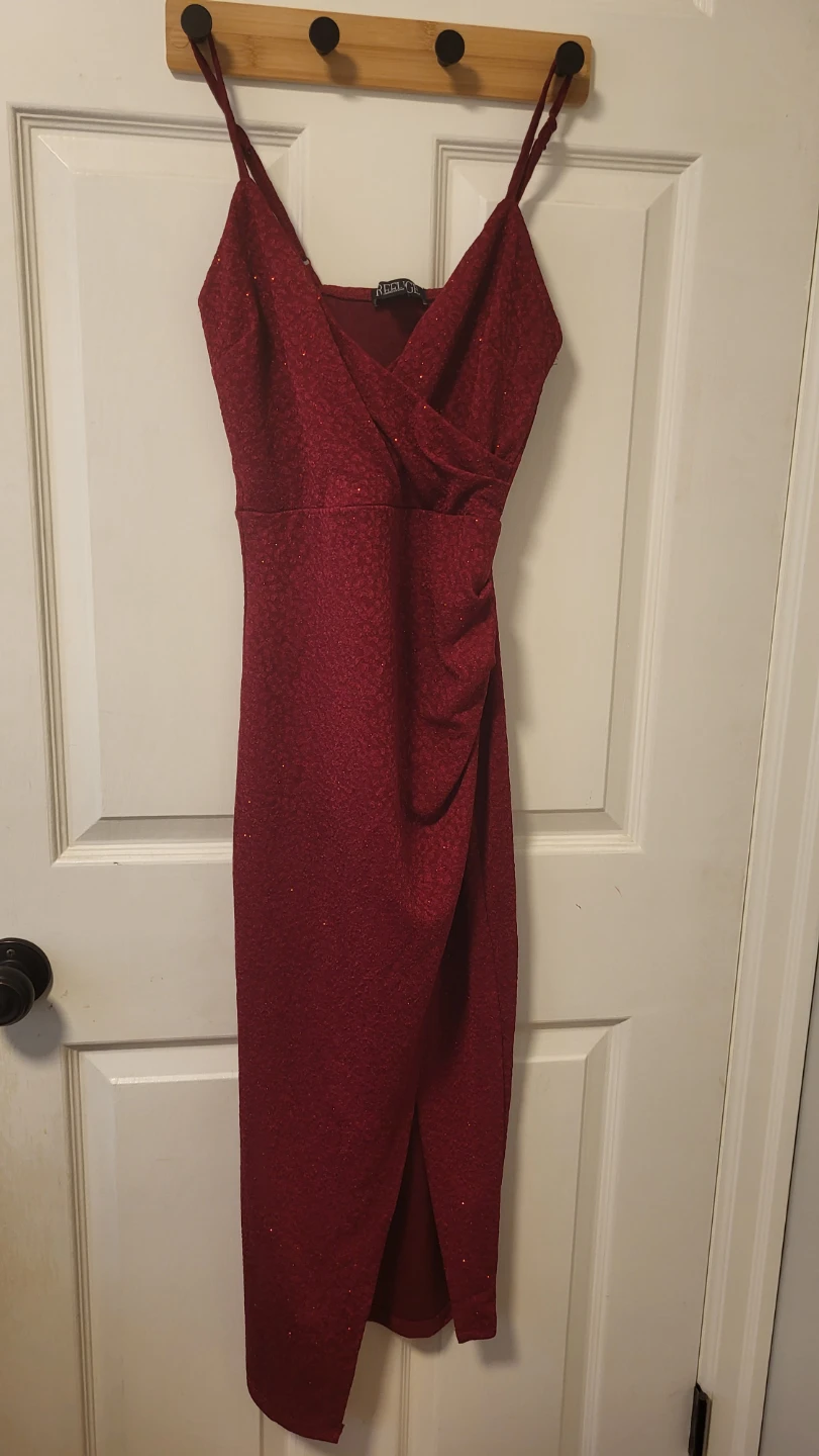 Women's Sparkly Red Midi Dress - photo 2
