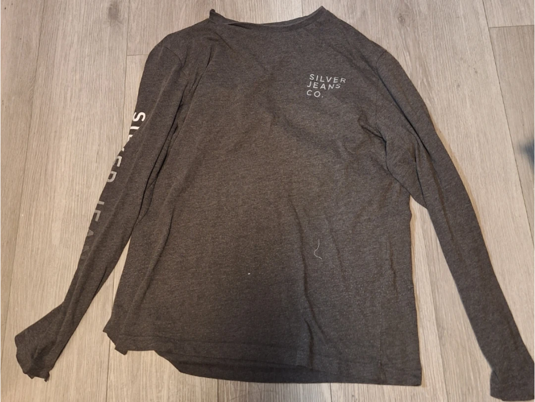 Silver Jeans Co. Long Sleeve T-Shirt XL