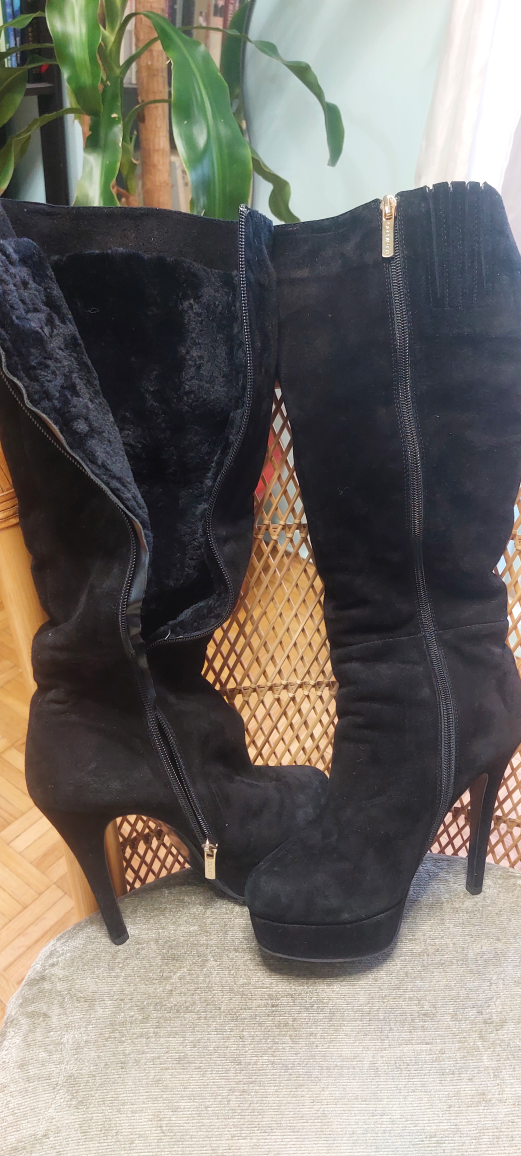 Emanuele Giustetti Black Suede Knee-High Platform Boots Size 38 - photo 2