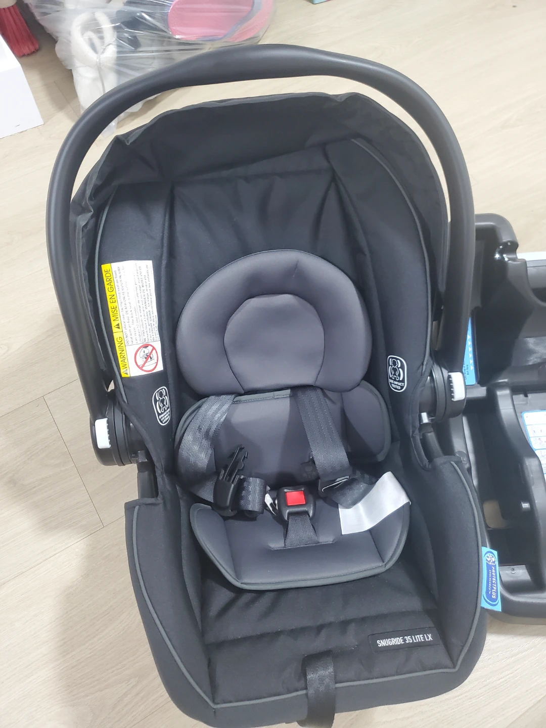 Graco SnugRide 35 Lite LX Infant Car Seat