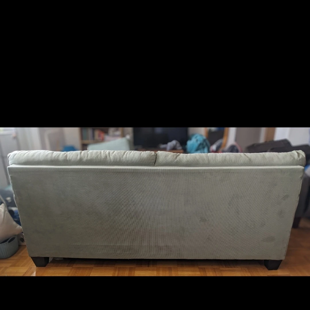 Comfy Green Couch - photo 2