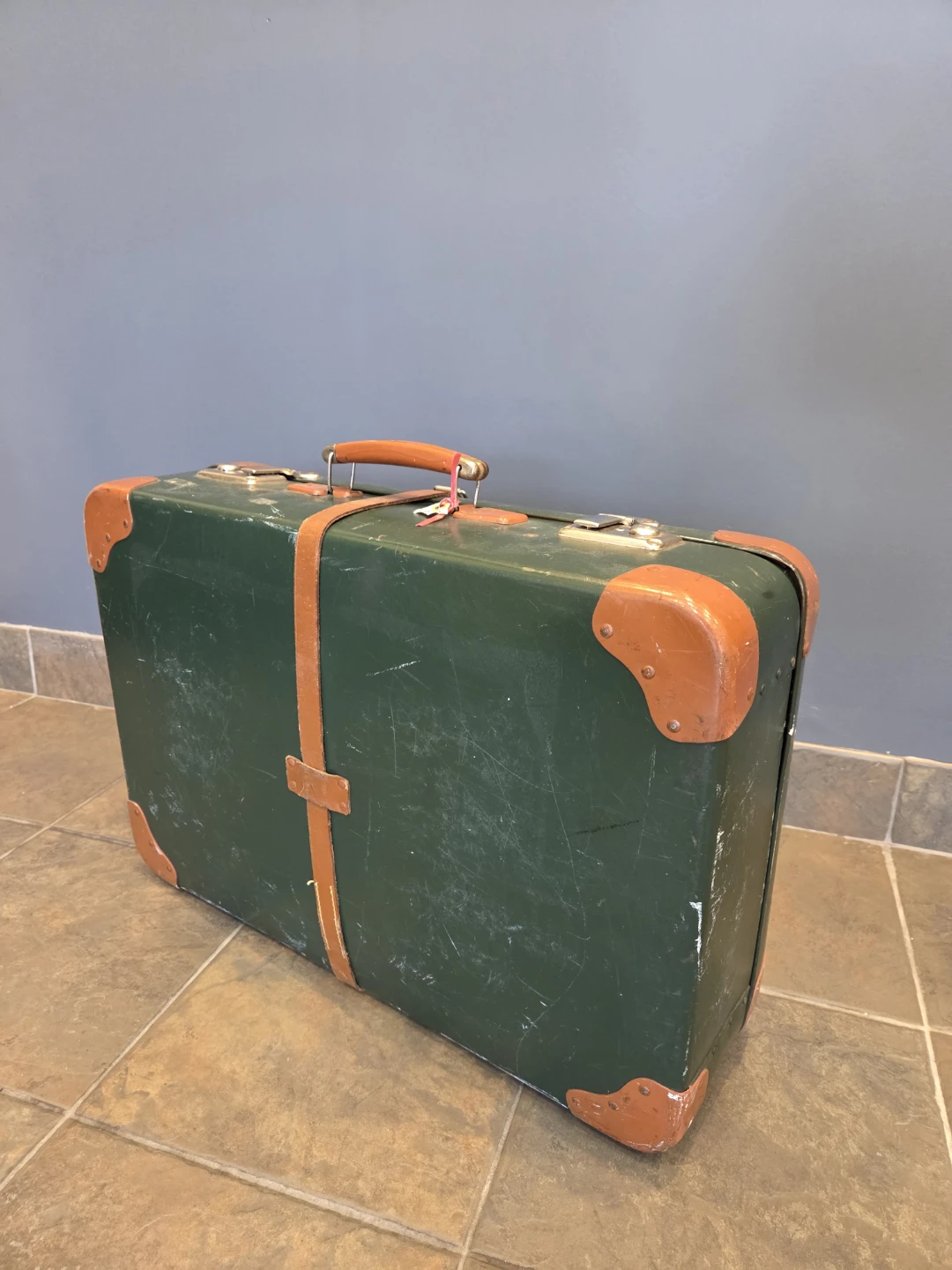 Vintage Green Suitcase with Brown Leather Accents - photo 3