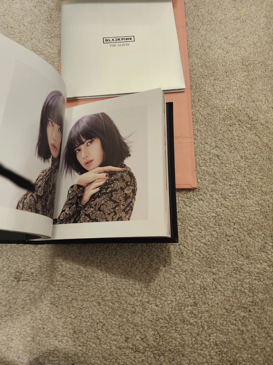 BLACKPINK THE ALBUM Photobook CD Set - photo 2