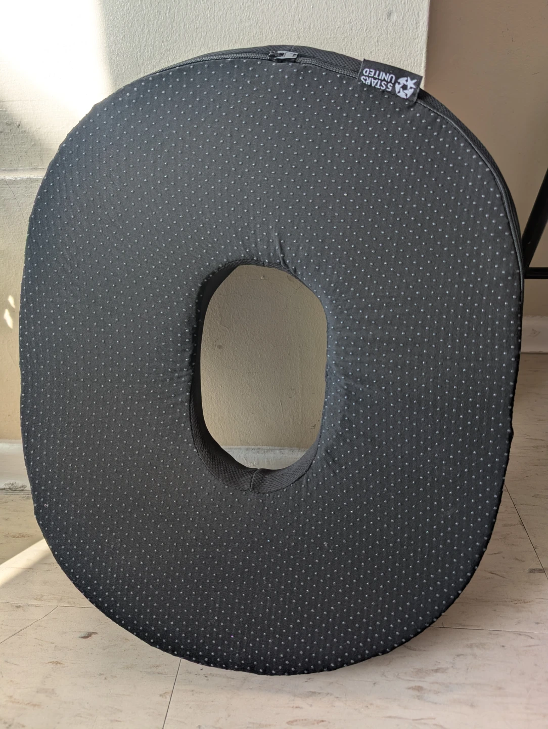 Donut shaped Seat Cushion for Hemorrhoids - photo 3