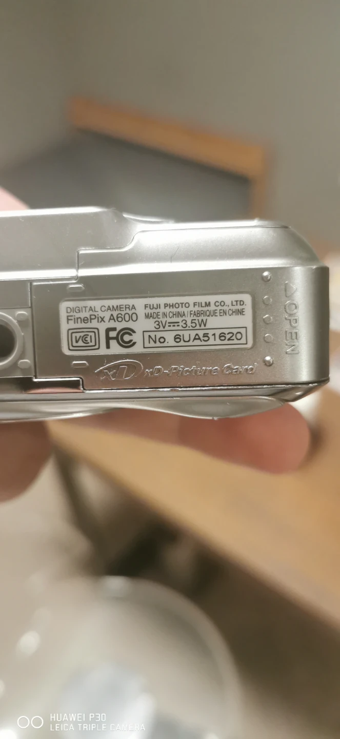 Fujifilm FinePix A600 Digital Camera - photo 4