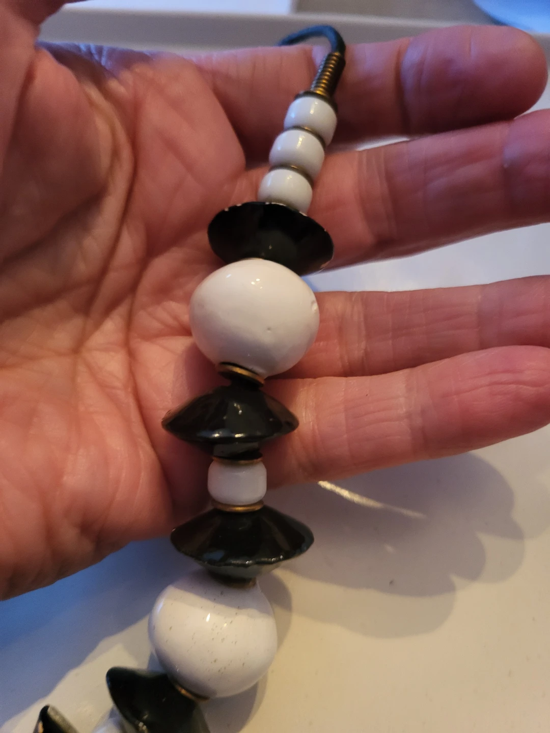 Black and White Glass Beaded Necklace - photo 4