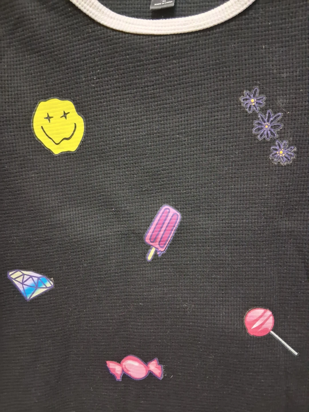 GIRLS: Dazy Black T-Shirt with Patches - Size XS - photo 3