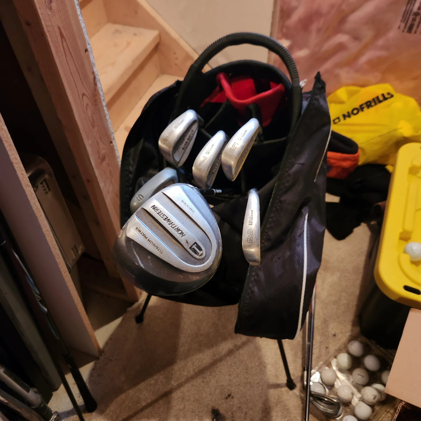 Wilson Sam Snead Blue Ridge Golf Clubs  Iron Set with Bag