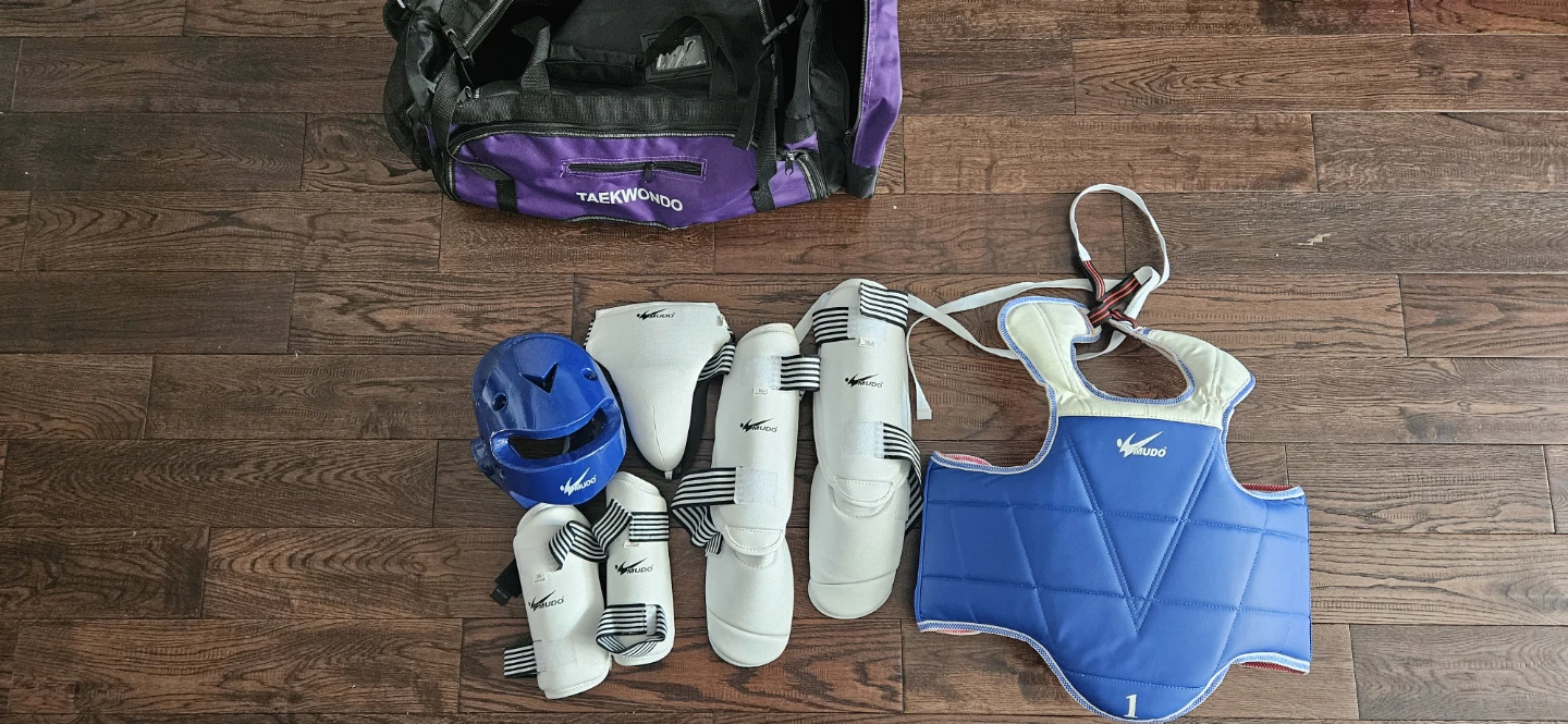 MUDO Taekwondo Sparring Gear Set with Bag - photo 2