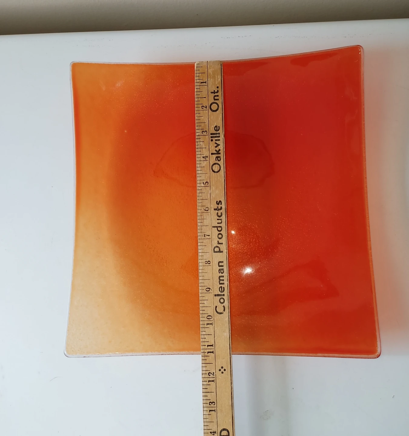 11½" Red Glass Tray - photo 3
