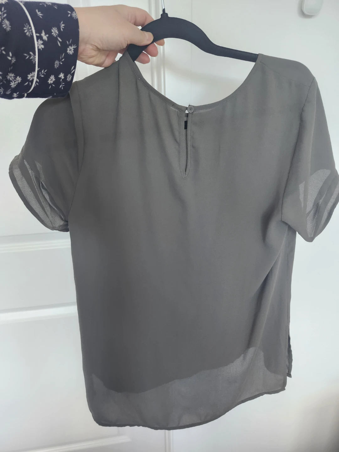 Women's Olive Green Short Sleeve Top - Size S - photo 4