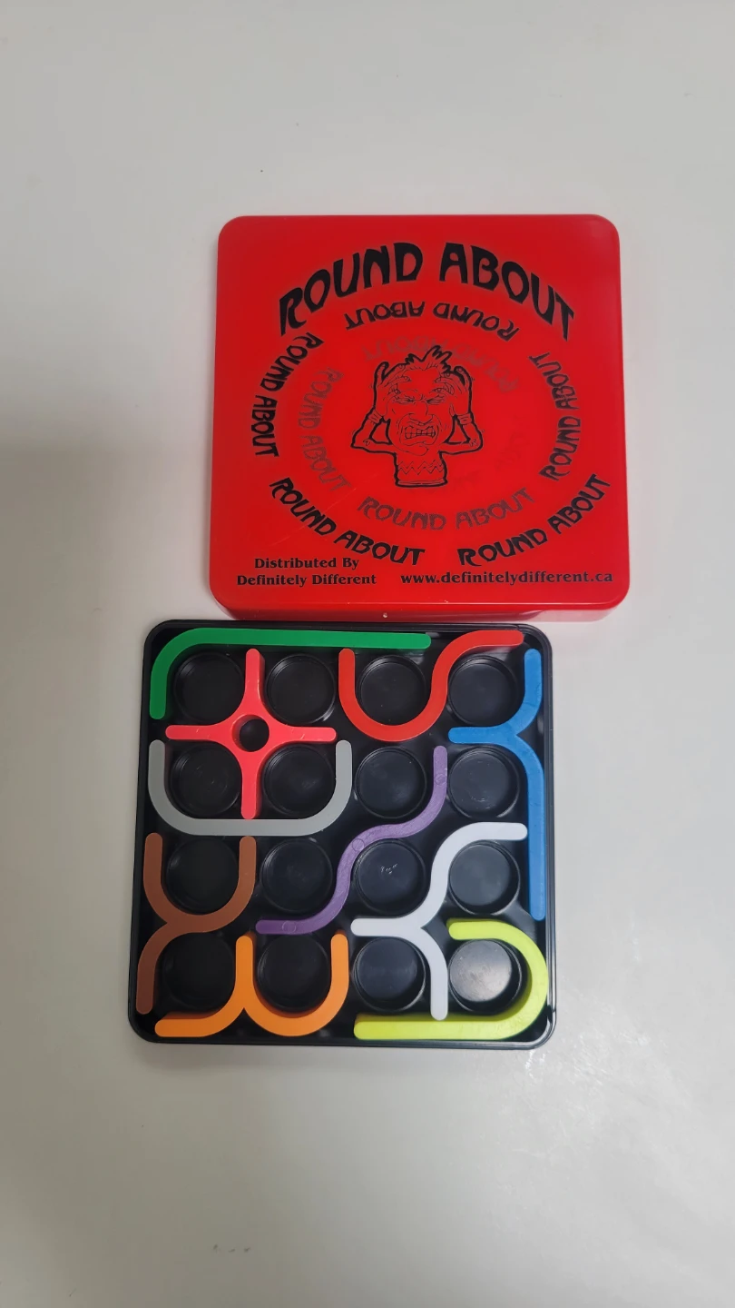 Definitely Different "Shark Teeth" Logic Puzzle Game - photo 4