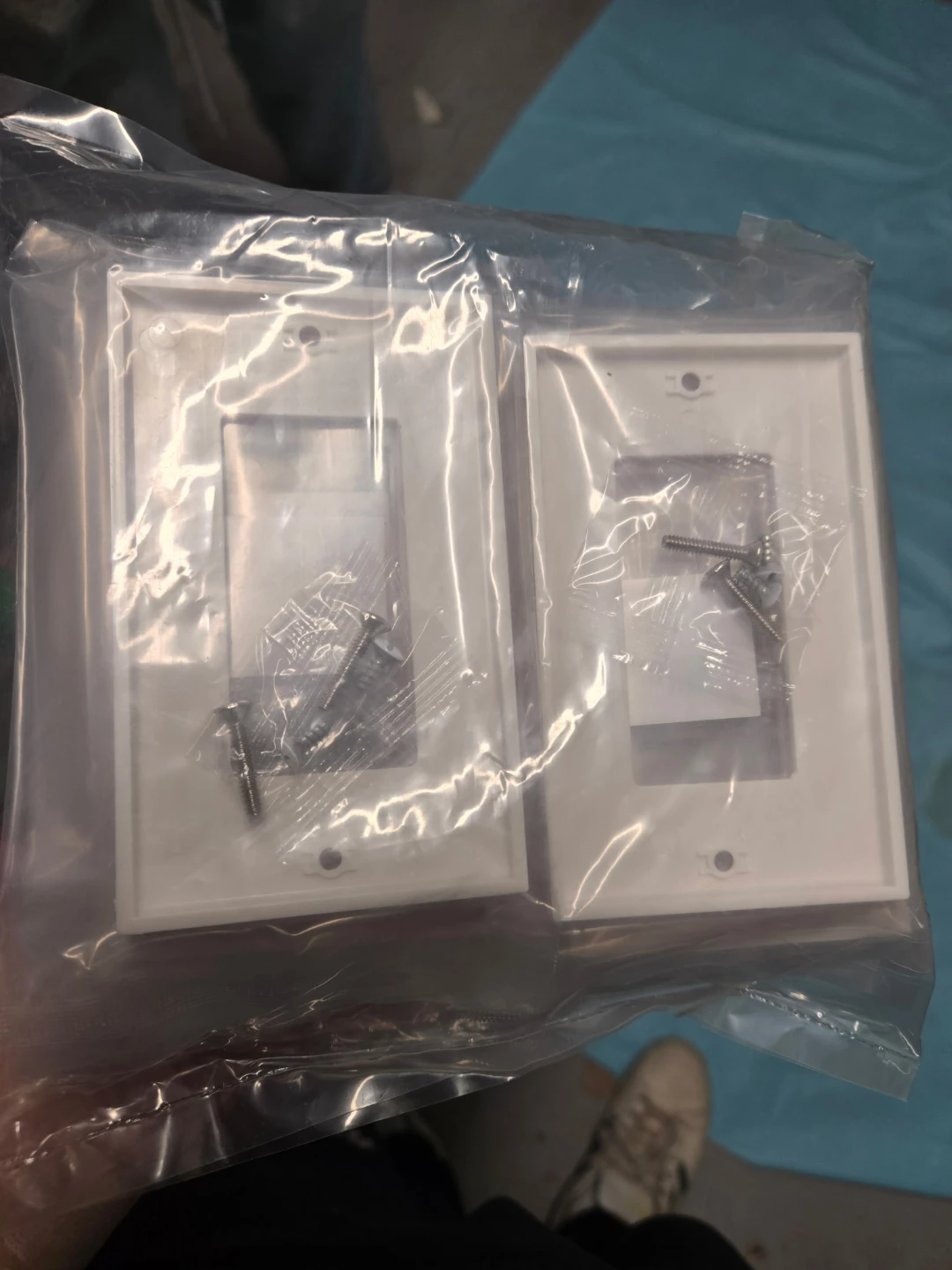 Leviton Decora Wall Plates - White - photo 4