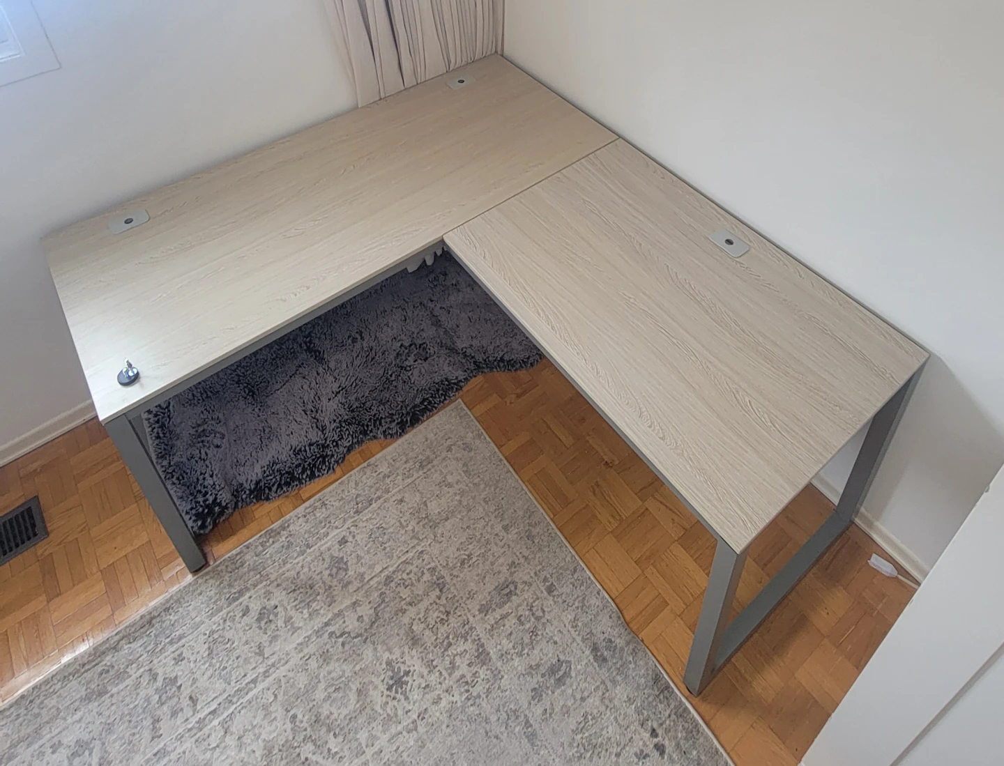 L-Shaped Corner Desk - photo 2