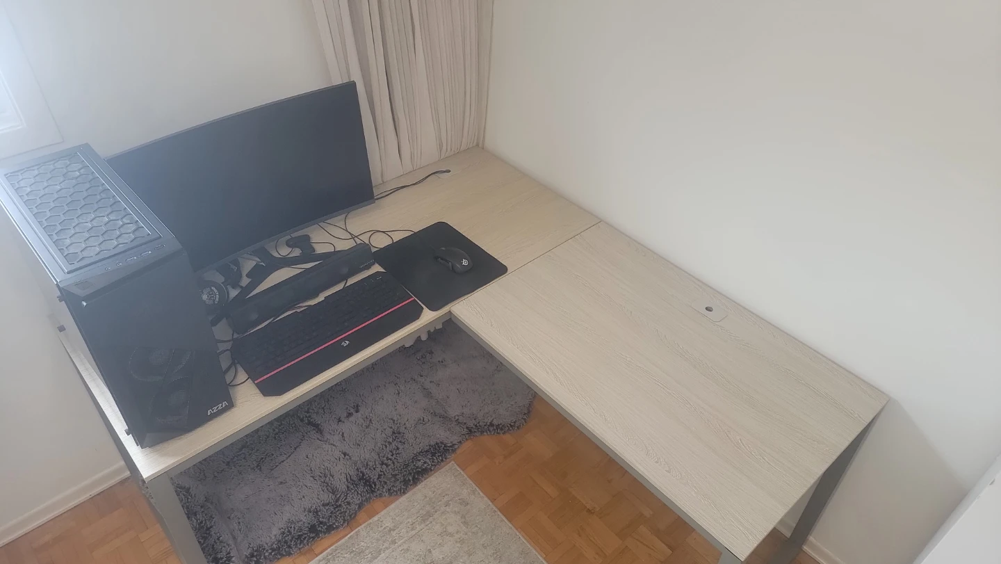 L-Shaped Corner Desk - photo 5