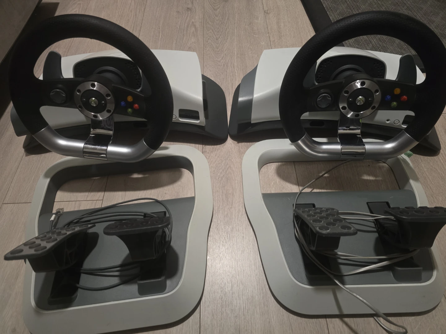 Official Microsoft Xbox 360 Wireless Racing Wheel & Games $10+ - photo 2