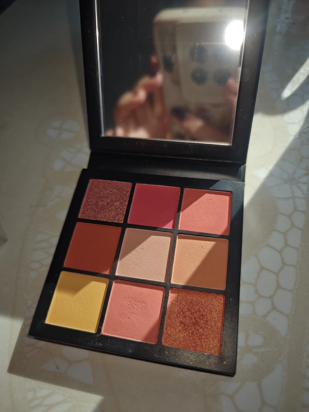 Huda Beauty Coral Obsessions Eyeshadow Palette - photo 2