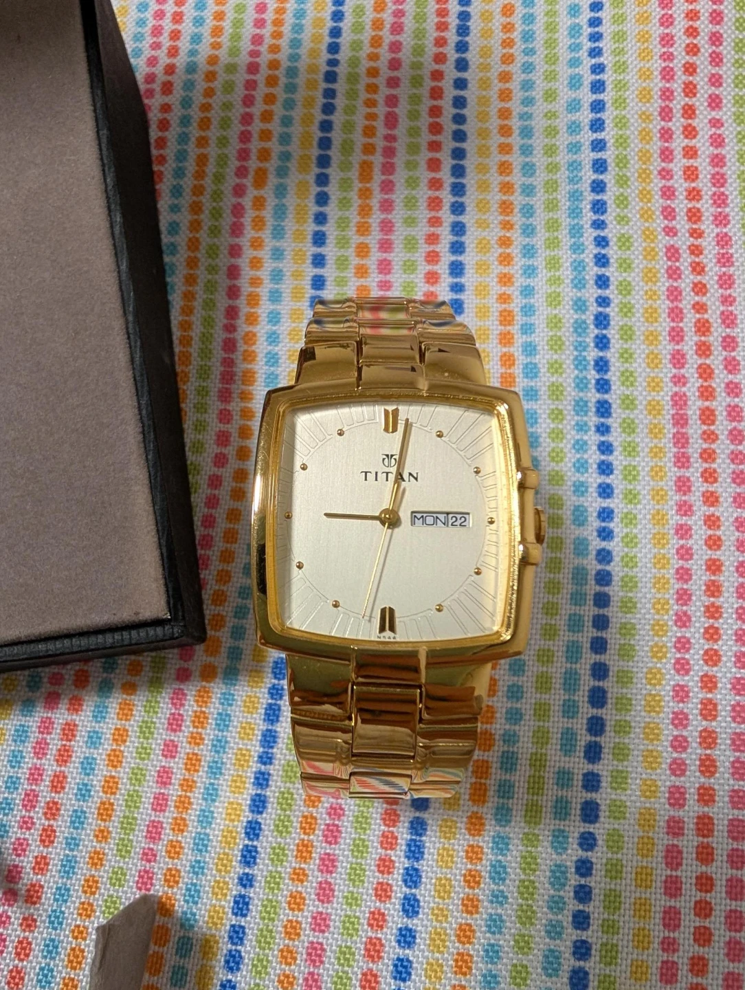 New Titan Gold Tone Men's Watch - photo 3