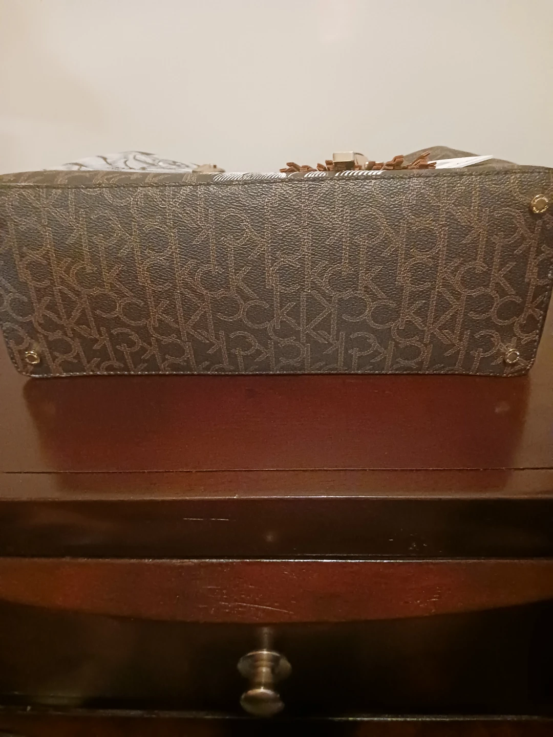 Calvin Klein Tote Bag with Rose Design - photo 5